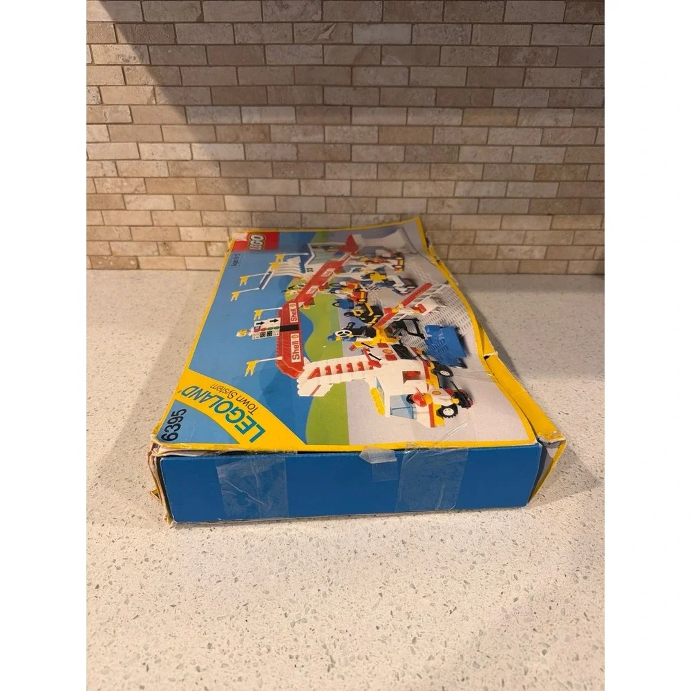 Vintage LEGO 6395 Victory Lap Raceway 1988 Town Shell Race Track Box Instruction